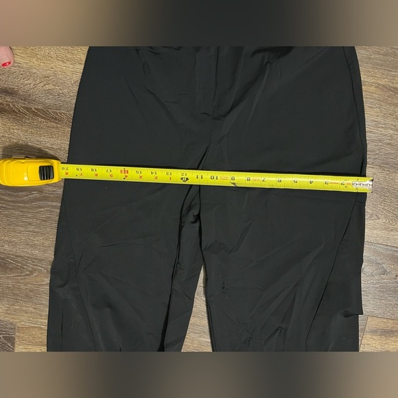 Joseph Ribkoff Ladies Cropped Baggy Pants - Picture 8 of 9